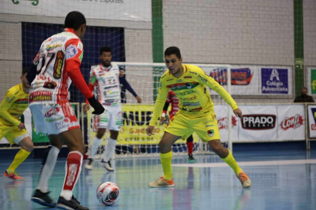 Cascavel Futsal perde em casa por 5 a 2 para o Acel Chopinzinho, pelo Paranaense