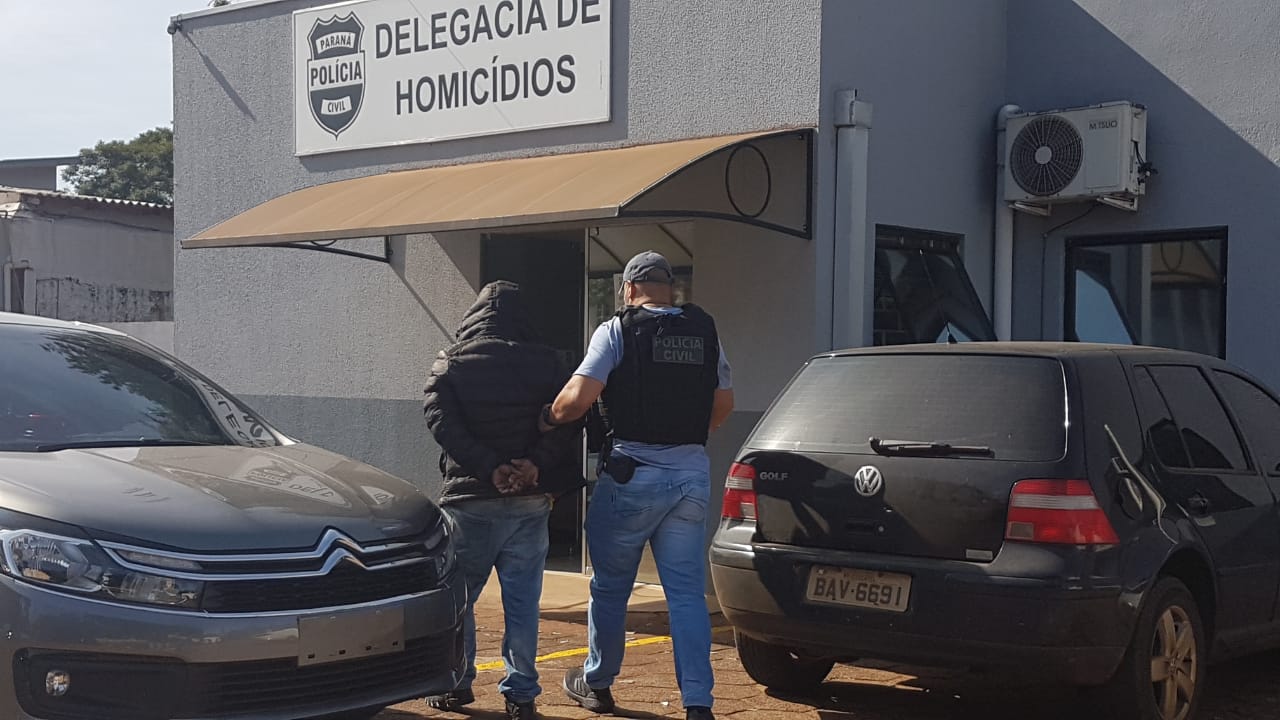 Dois suspeitos do assassinato de Bruno Freitas da Silva são detidos pela Polícia Civil Dois suspeitos do assassinato de Bruno Freitas da Silva são detidos pela Polícia Civil