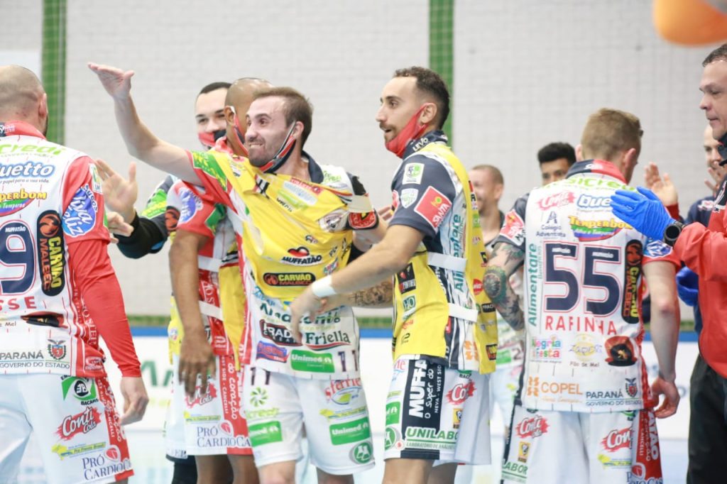 Cascavel Futsal vence novamente o Marreco pela LNF e sobe para a vice liderança do Grupo B
