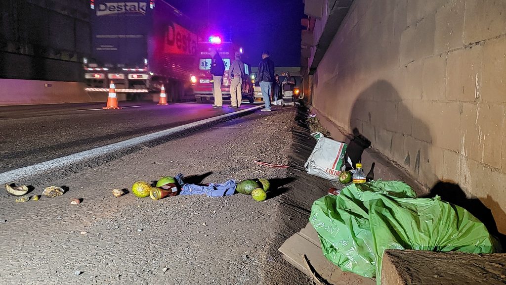 Homem morre atropelado por carro na PR-445, em Londrina