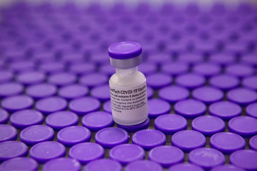 Paraná recebe 173,1 mil doses contra a Covid-19, todas para população em geral