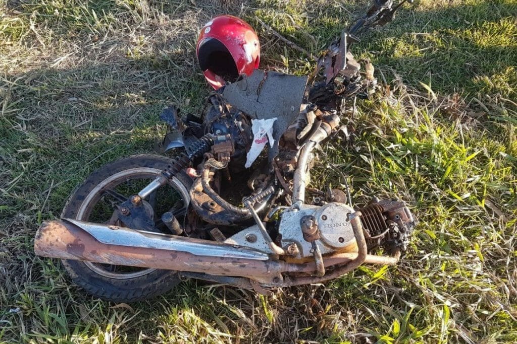 Mãe e filha morrem em acidente na PR-182, em Loanda
