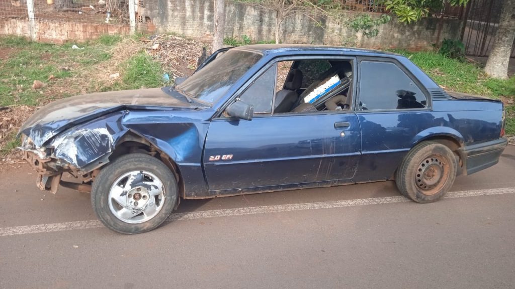 Suspeito de embriaguez ao volante é levado à 15ª SDP após colisão contra poste