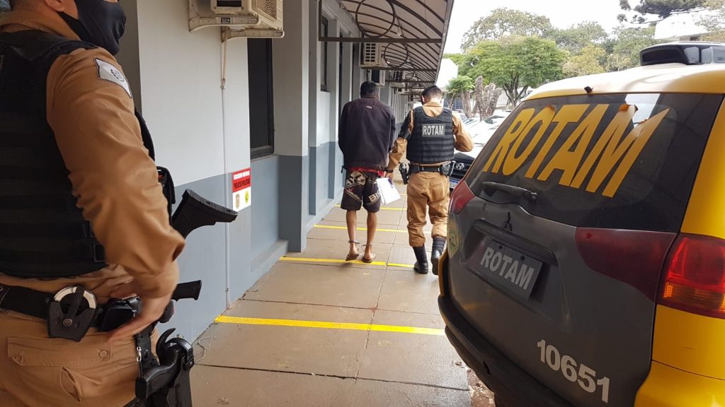 Procurado pela Justiça de Londrina, por crime de tráfico, é preso pela equipe ROTAM da PM