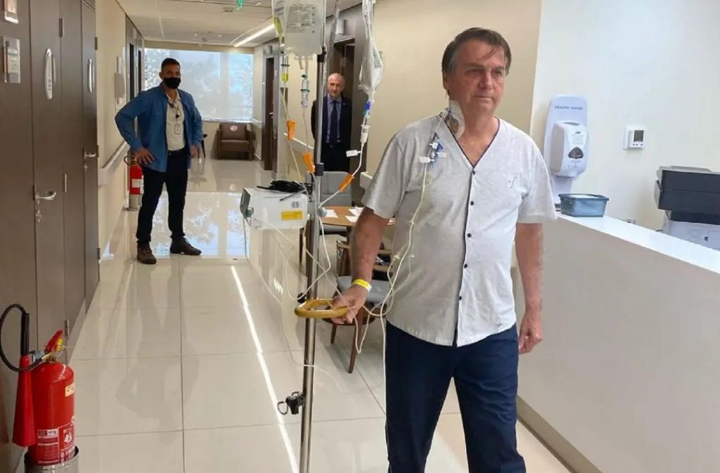 Presidente Jair Bolsonaro recebe alta médica
