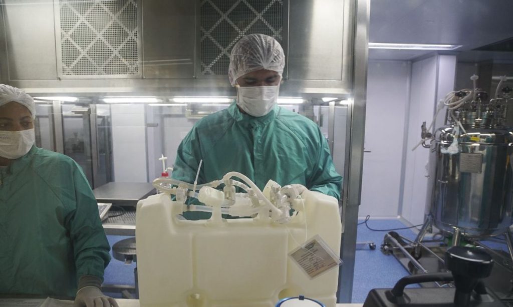 Covid-19: Fiocruz recebe neste sábado nova remessa de insumos