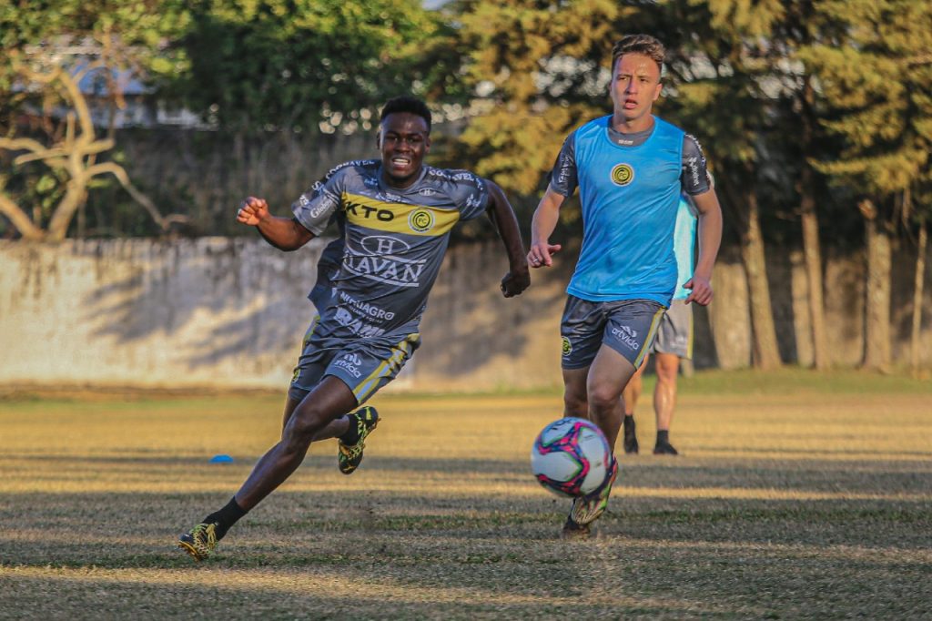 FC Cascavel faz duelo de paranaenses contra o Rio Branco pelo Brasileirão Série D neste domingo (18), fora de casa