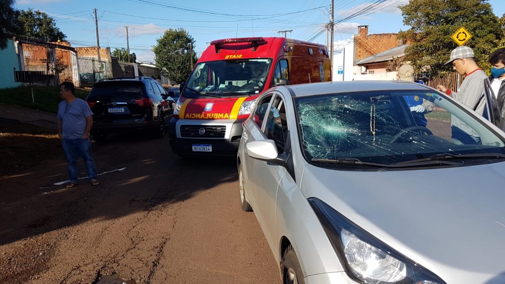 Colisão entre carro e bicicleta deixa adolescente ferido na Rua Vereador José de Oliveira, no Bela Vista; Siate foi mobilizado