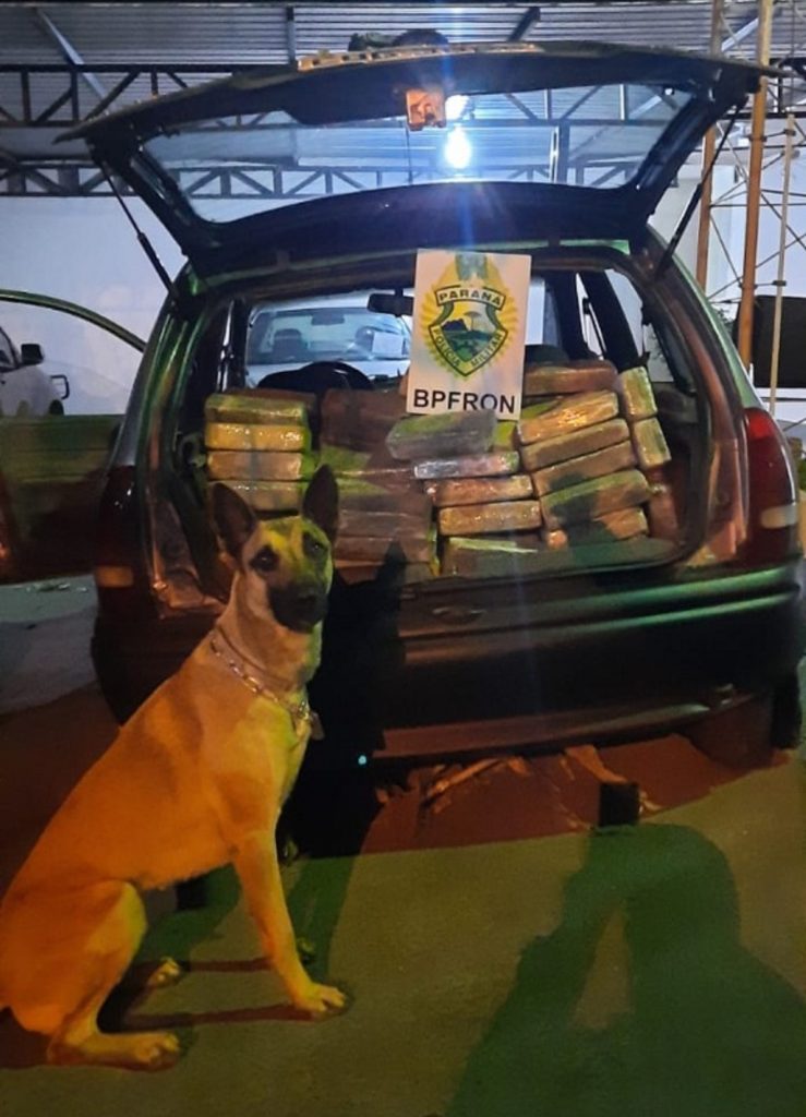 BPFron e Polícia Federal apreendem veículo carregado com maconha em São Pedro do Iguaçu
