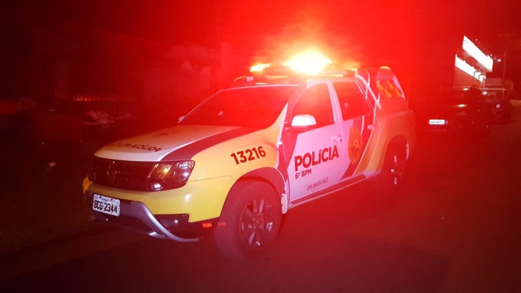 Homem é agredido com pedradas e golpe de faca no Bairro Parque São Paulo