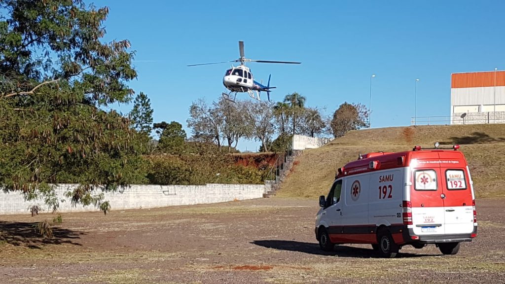 Helicóptero do Paraná Urgência transporta recém nascido de Marechal C. Rondon ao HUOP, em Cascavel