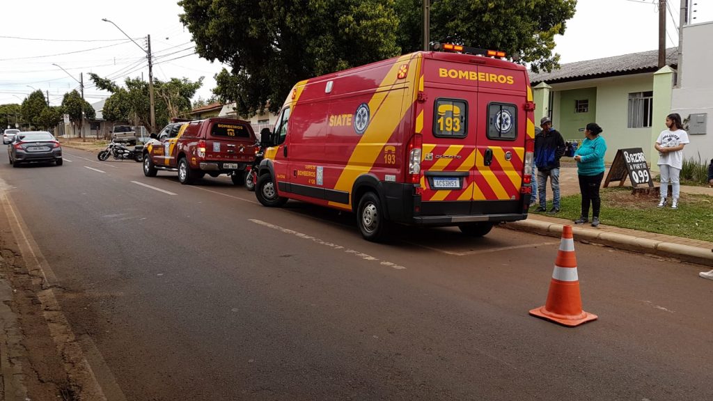 Menina de cinco anos é atropelada por moto na Rua Casemiro de Abreu, no Bairro Alto Alegre