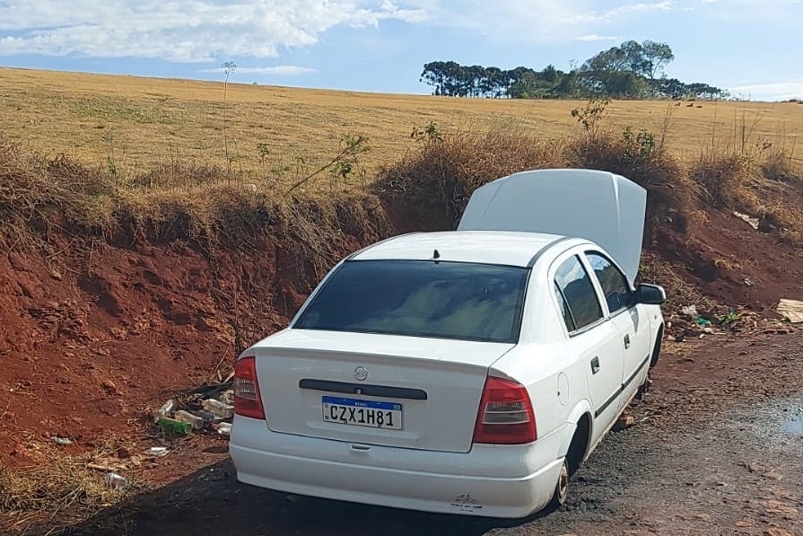 Astra que havia sido furtado é localizado e recuperado pela PM no Bairro Sanga Funda