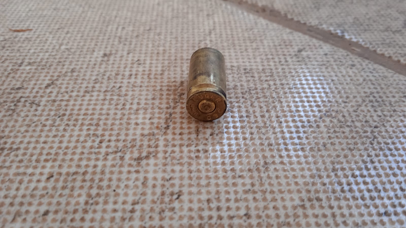 Vítima que morreu no XIV de Novembro foi baleada no tórax e ombro; Cápsulas de calibre 9mm foram apreendidas