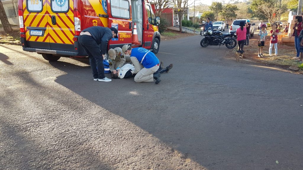 Colisão entre carro e ciclista deixa homem ferido no Bairro Claudete