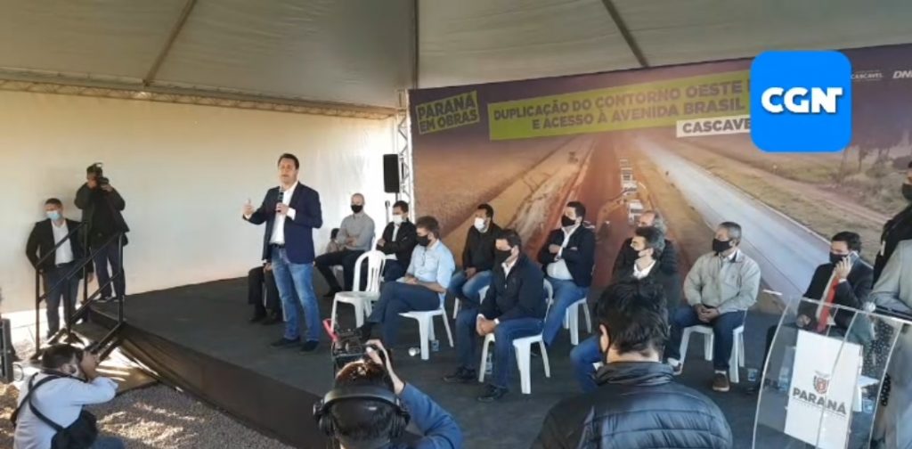 Governador chega a BR-163 para o lançamento da pedra fundamental das obras de duplicação do Contorno Oeste