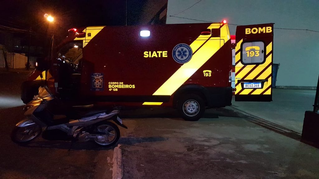 Mulher fica ferida ao cair de moto em pista de autoescola no Bairro São Cristóvão