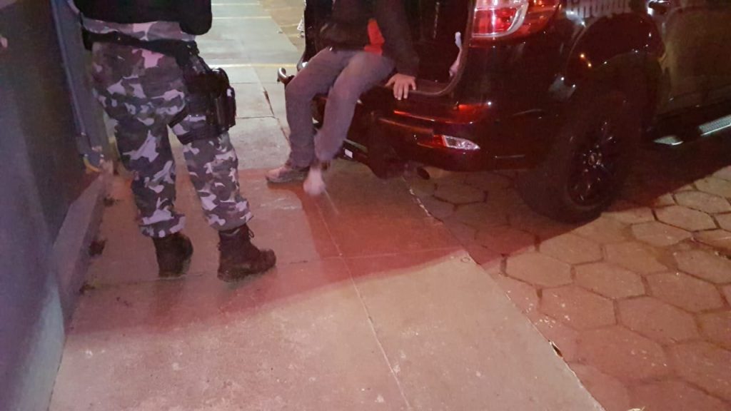 Choque detém homem que estava embriagado e pilotava motocicleta no Bairro Alto Alegre