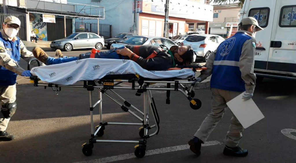 Homem de 45 anos tem a perna atingida por objeto de concreto na área rural de Cascavel