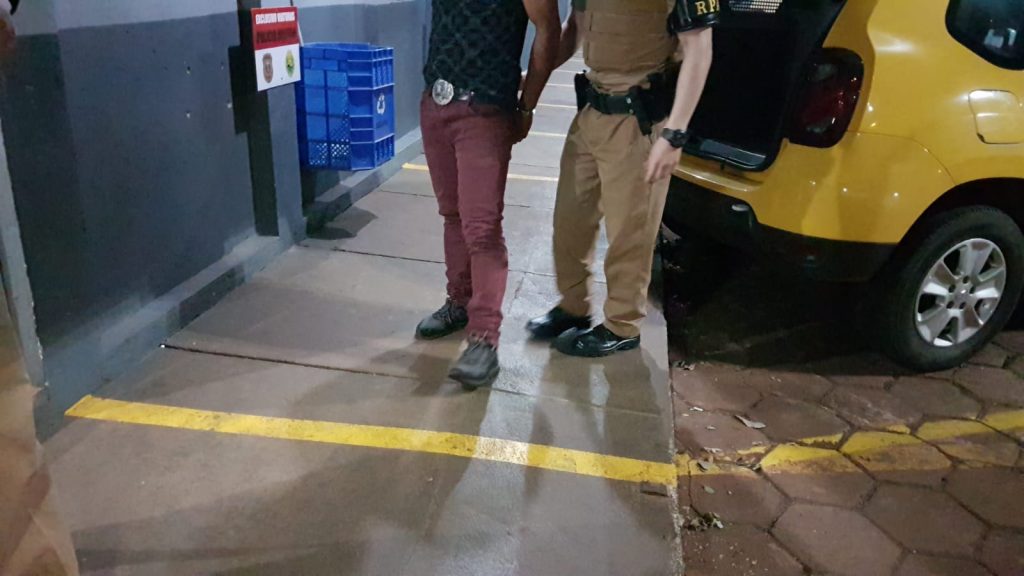 Rapaz de 22 anos é detido pela PM ao portar munição de arma de fogo em Santa Tereza do Oeste