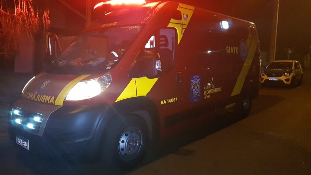 Rapaz de 27 anos fica ferido ao sofrer queda no Conjunto Riviera