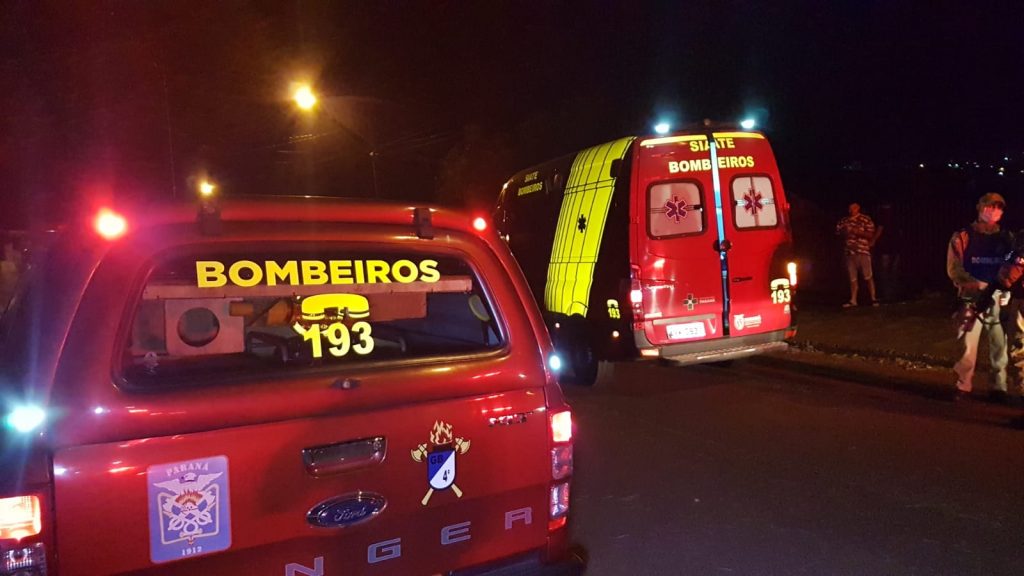 Mulher fica em estado grave ao ser atingida por disparos de arma de fogo no Bairro Santa Cruz