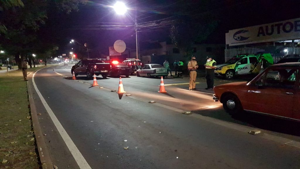 Fiscalização de trânsito é realizada pela Transitar e PM na Avenida Brasil