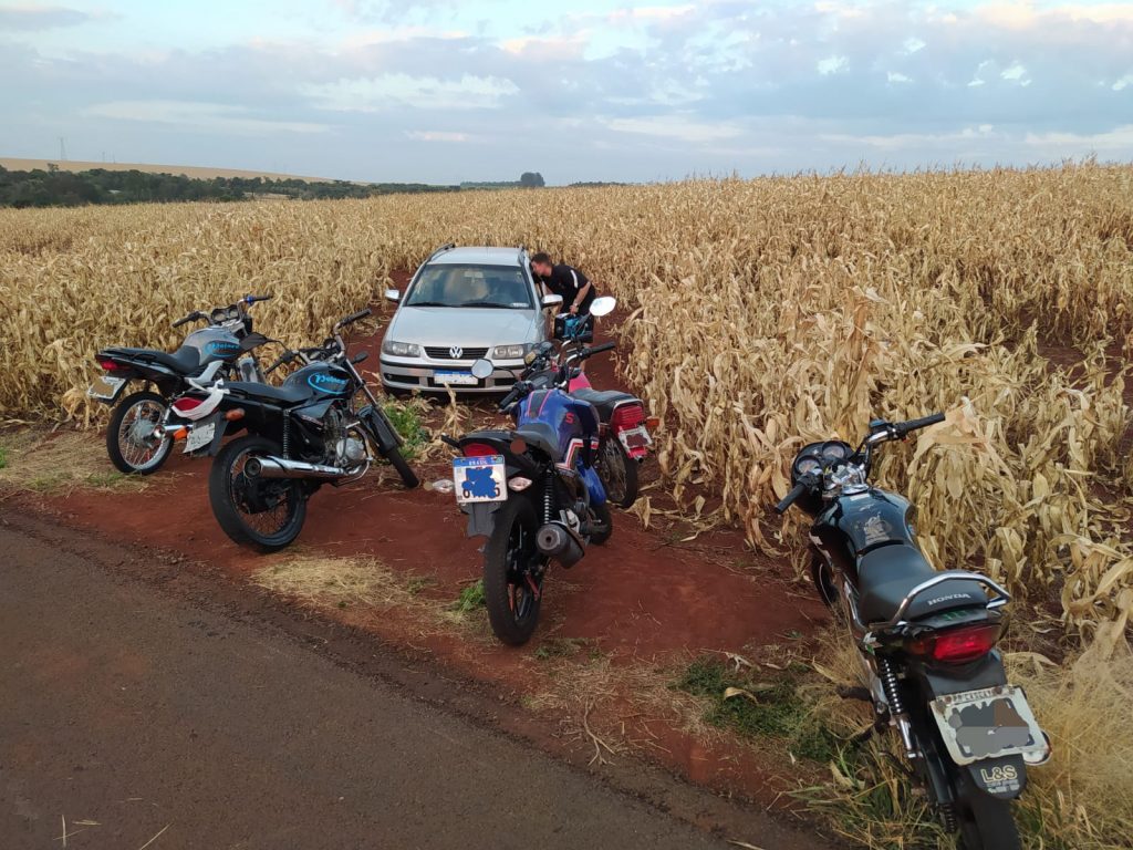 Patrulha Rural da PM detém condutores sem habilitação e apreende veículos