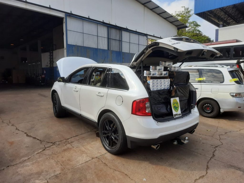 BPFron apreende veículo carregado com cigarros contrabandeados em Foz do Iguaçu