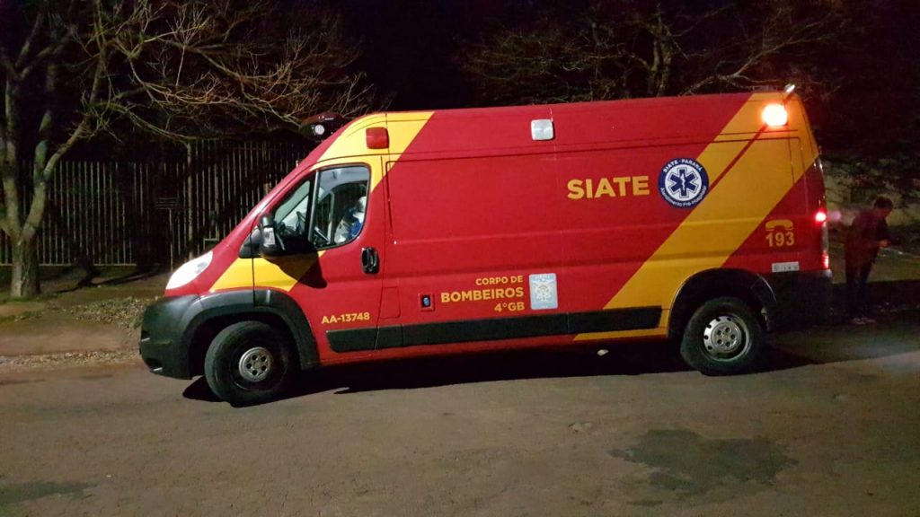 Homem de 53 anos fica ferido ao cair em via pública no Bairro Santos Dumont