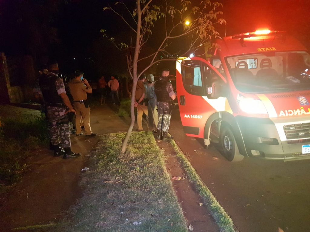 Rapaz é atingido por 4 disparos de arma de fogo no Bairro Morumbi e é levado às pressas para o HU