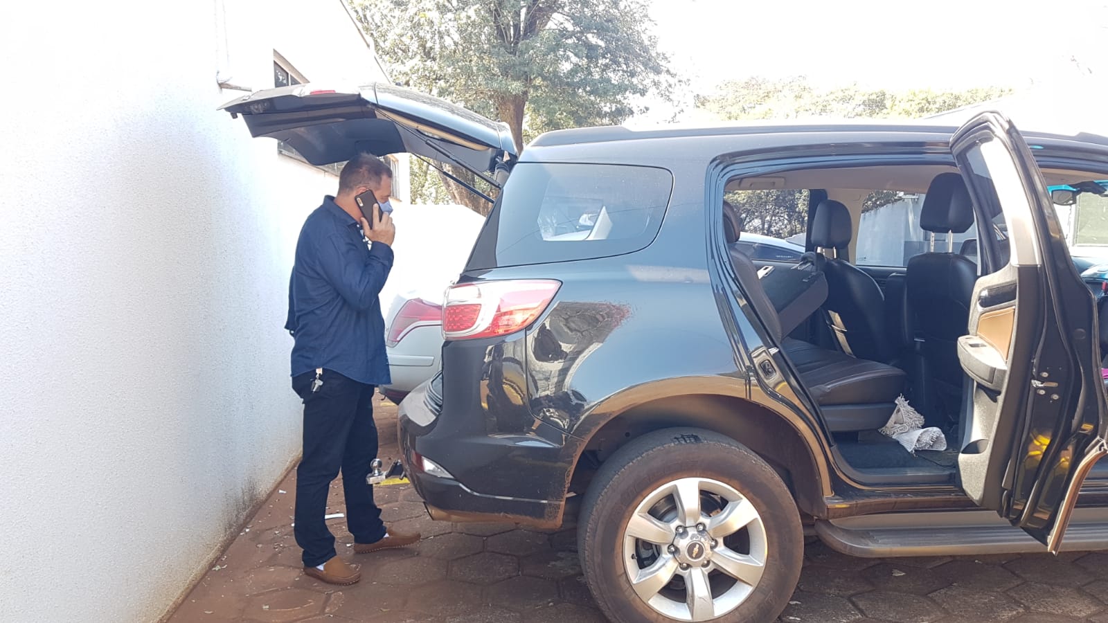 Ao buscar carro recuperado, proprietário exalta novamente a Polícia Militar: “Trabalho espetacular” Imagem referente a Ao buscar carro recuperado, proprietário exalta novamente a Polícia Militar: “Trabalho espetacular”
