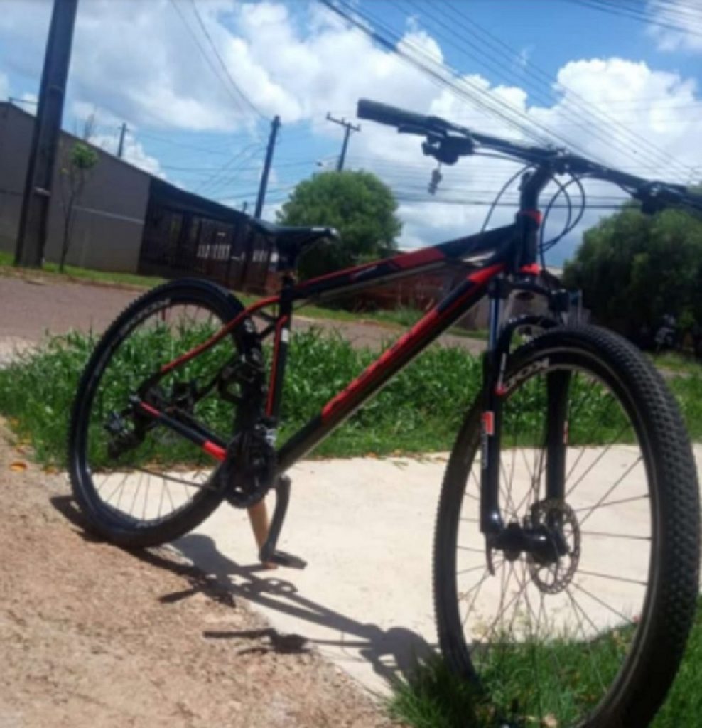 Bicicleta ‘Kode’ aro 29 foi furtada na Rua Erechim, no Centro Bicicleta ‘Kode’ aro 29 foi furtada na Rua Erechim, no Centro