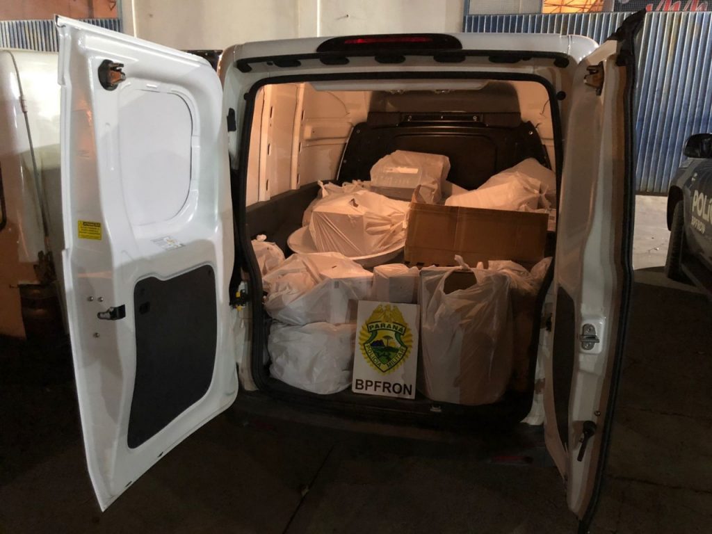 BPFron apreende veículo carregado com produtos estrangeiros em Foz do Iguaçu