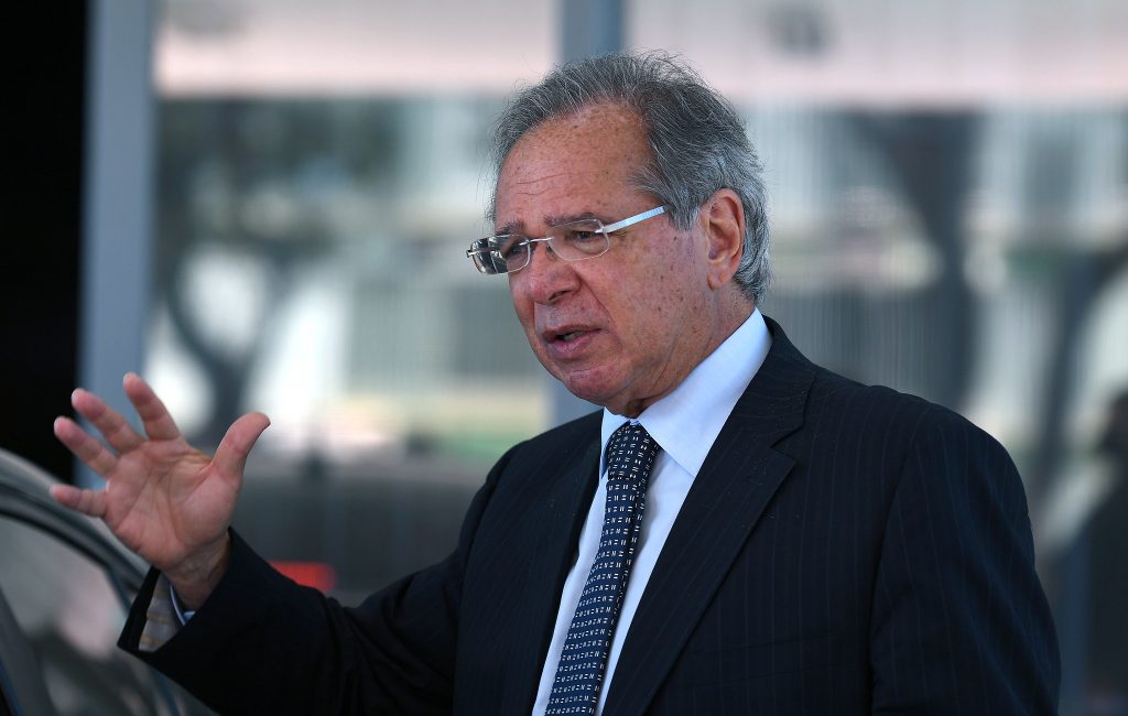Prioridade zero é Bolsa Família de R$ 300, diz ministro
