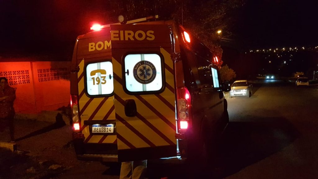 Mulher de 27 anos é socorrida pelo Siate no Bairro Tarumã