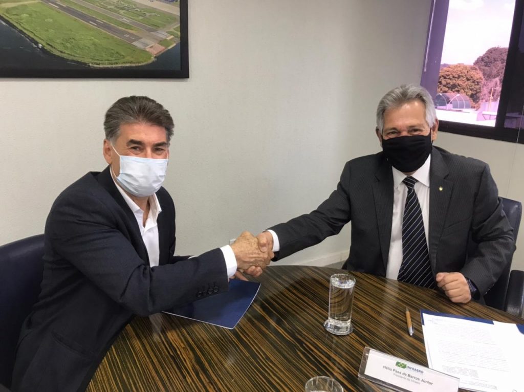 Cascavel comemora aeroporto, agora com a marca da Infraero