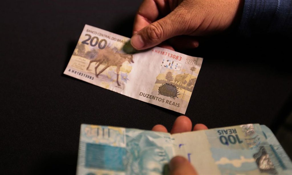 Falsos vendedores deixam R$ 5 mil de prejuízo para moradora no Morumbi; Entenda como é aplicado o golpe