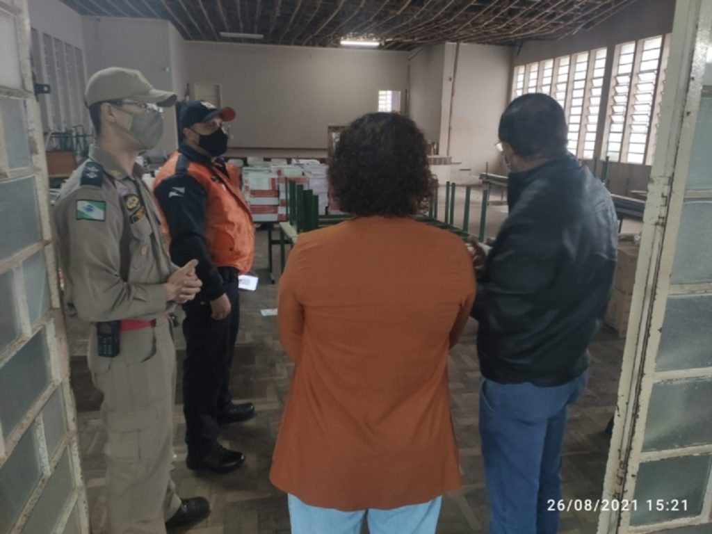 Colégio de Ponta Grossa suspende aulas por risco de desabamento