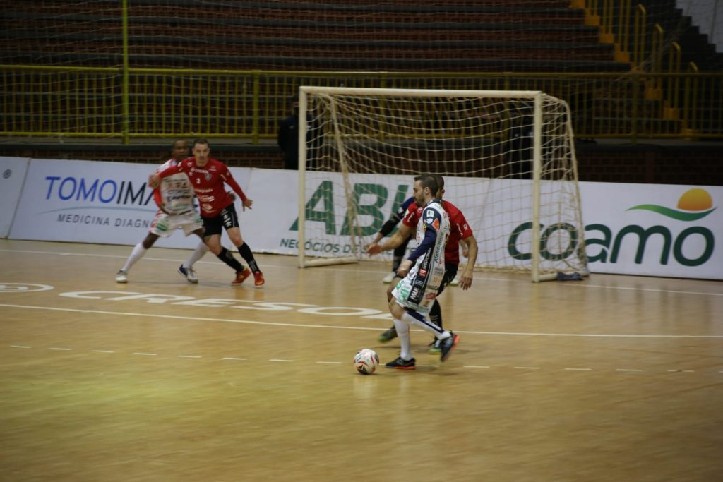 Cascavel Futsal e Campo Mourão ficam no empate pelo Paranaense da Série Ouro