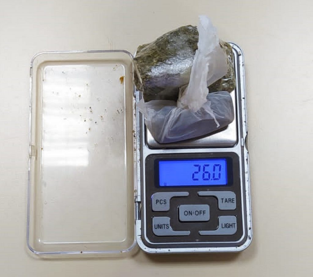 Rapaz de 26 anos é abordado com porção de maconha na rodoviária de Cascavel