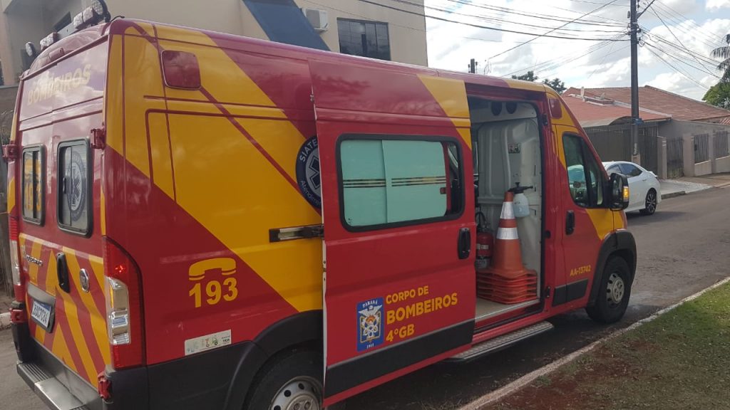 Homem perde controle de motocicleta, cai e sofre contusão no Bairro Parque Verde