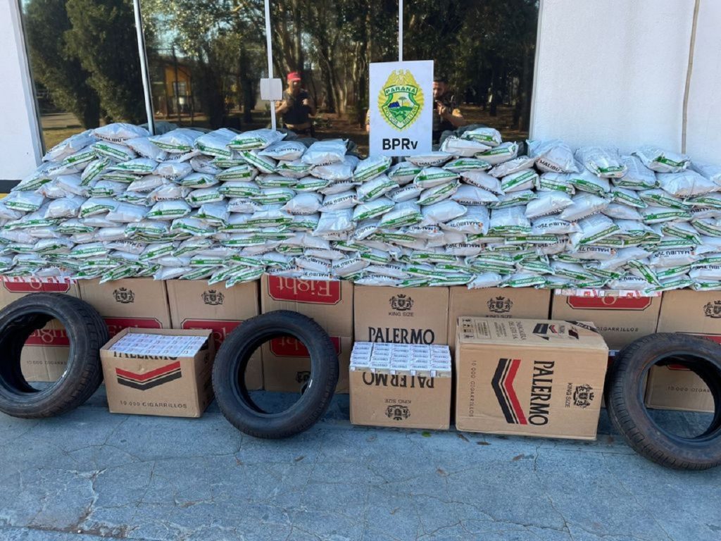 PRE realiza apreensão de cigarros contrabandeados na BR-369 em Cascavel