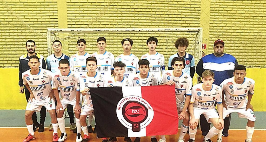 IEFC está selecionado atletas de ambos os sexos para times de futsal, karatê e ginástica rítmica