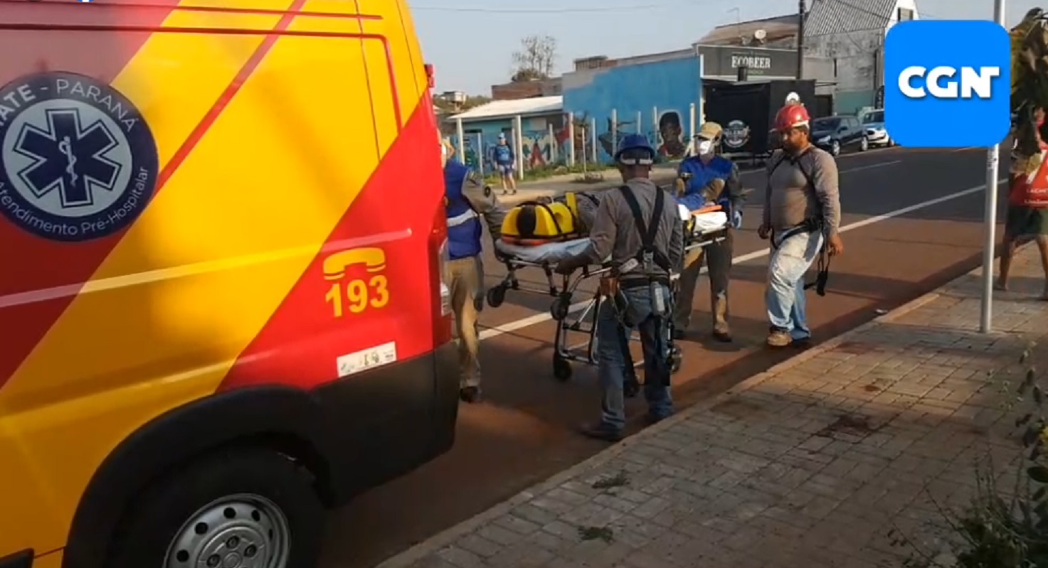 Dois trabalhadores caem de quase cinco metros em obra no Bairro Santa Cruz