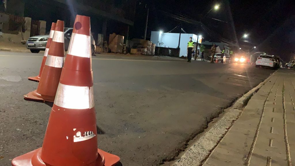 Forças de segurança realizam fiscalização de trânsito em Cascavel