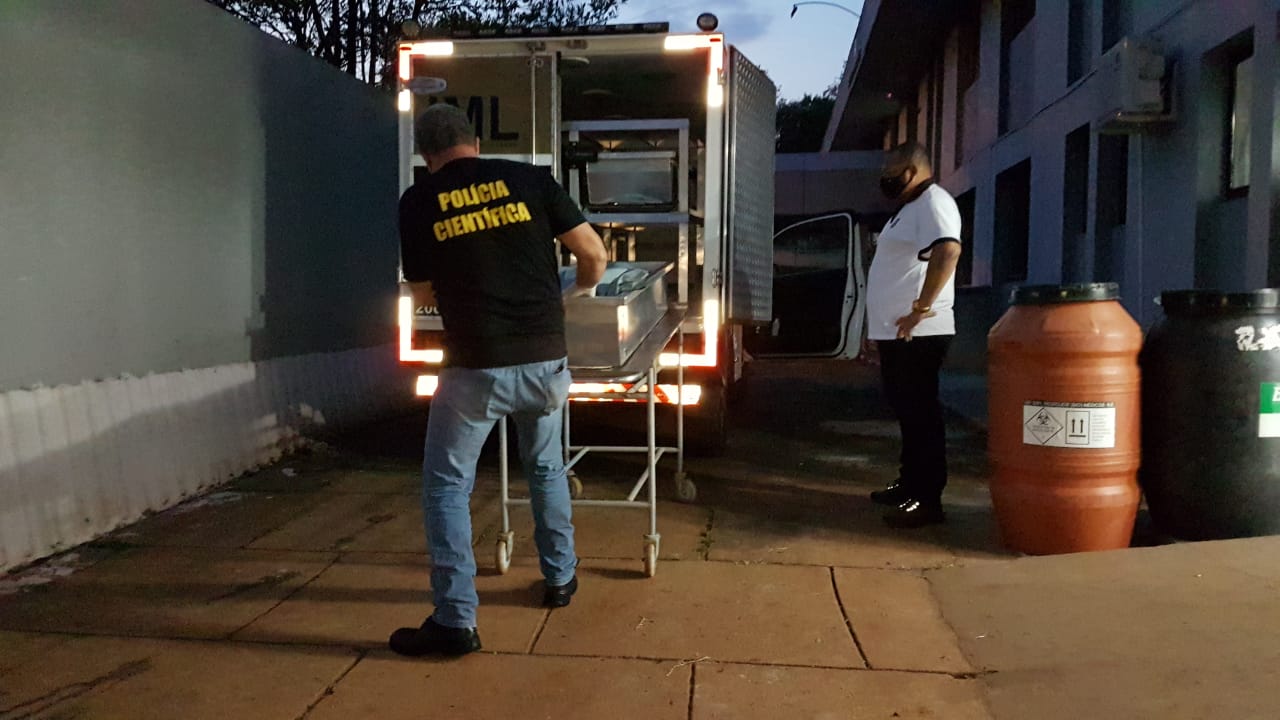 Segundo perícia, Alex Nunes de Carvalho foi atingido por cinco disparos, sendo três no tórax e dois no braço esquerdo