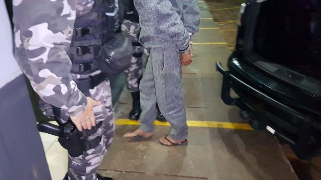 Choque cumpre mandado de prisão contra rapaz de 33 anos no Bairro Cascavel Velho