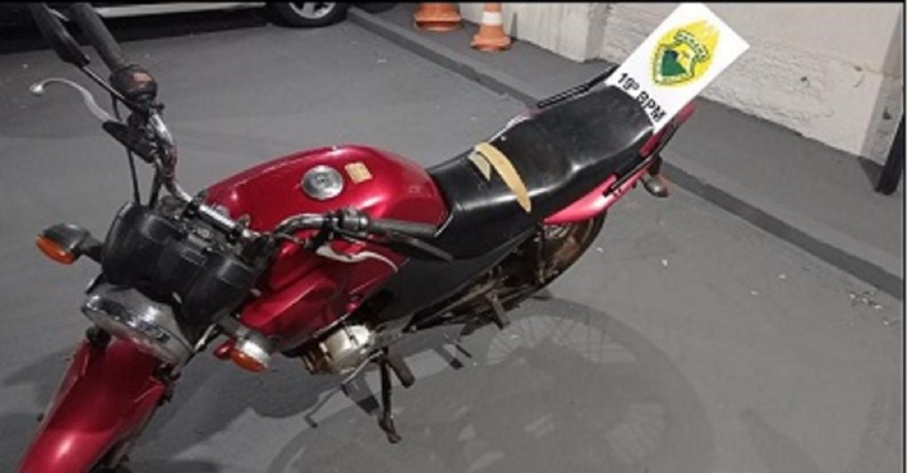 Homem é preso com moto furtada em Toledo