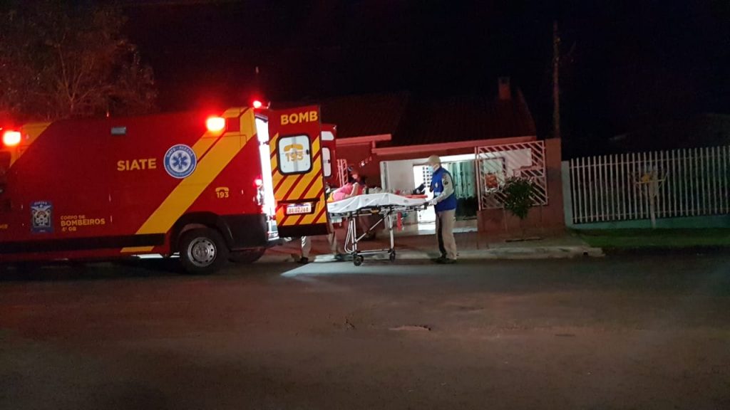 Idoso de 68 anos sofre fratura ao cair de escada em residência no Bairro Brasília